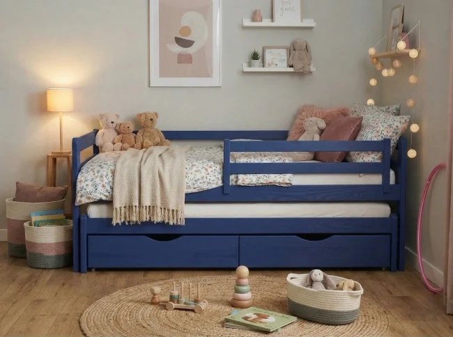 Łóżko Jasio granatowe z wysuwaną dostawką – funkcjonalność i elegancki kolor