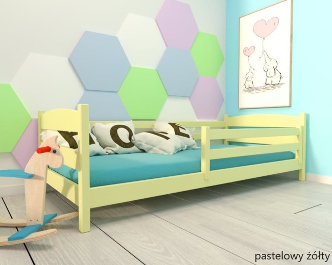 żółte łóżko dla dwulatka Profil boczny ramy łóżka ułatwiający samodzielność malucha