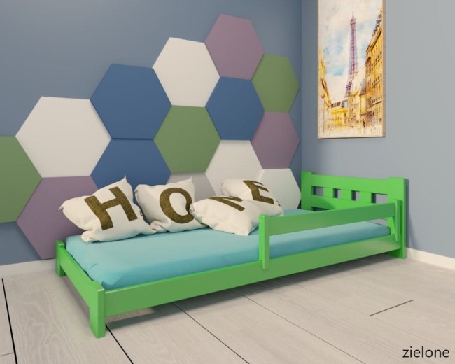 zielone łóżko dla dwulatka Paweł Low niskie bezpieczne drewniane solidne z barierką ściągalną od producenta Valor Meble.jpg