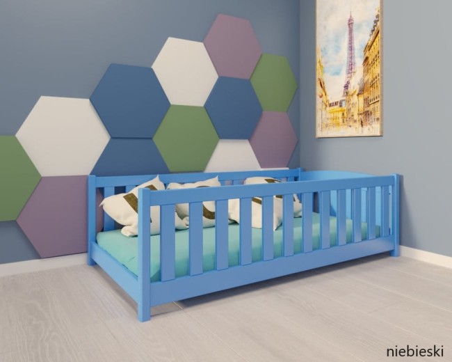 łóżeczko dla najmłodszych Beti ProSafe niskie drewniane bezpieczne, łóżeczko idealne dla dwulatka kolor niebieski zdjęta barierka.jpg