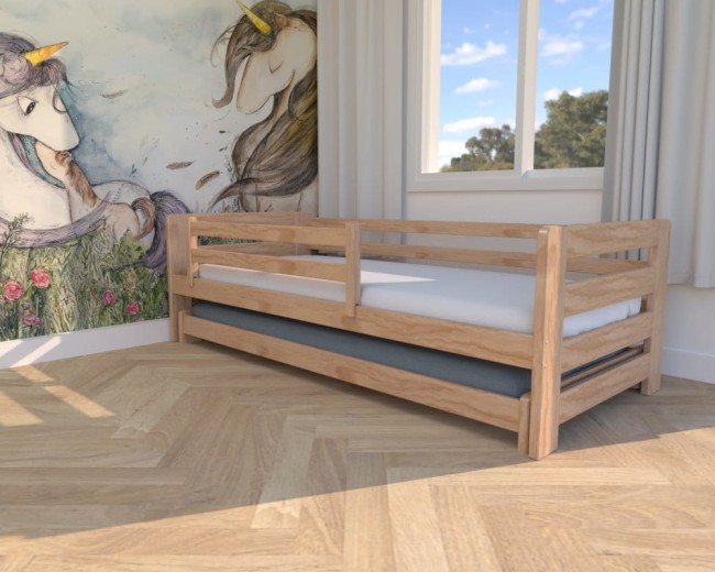łóżko dla maluszka Jasio Low, niskie drewniane łóżeczko idealne dla rodzeństwa, łóżko podwójne w kolorze naturalnym-sosnowym od Valor Meble.jpg
