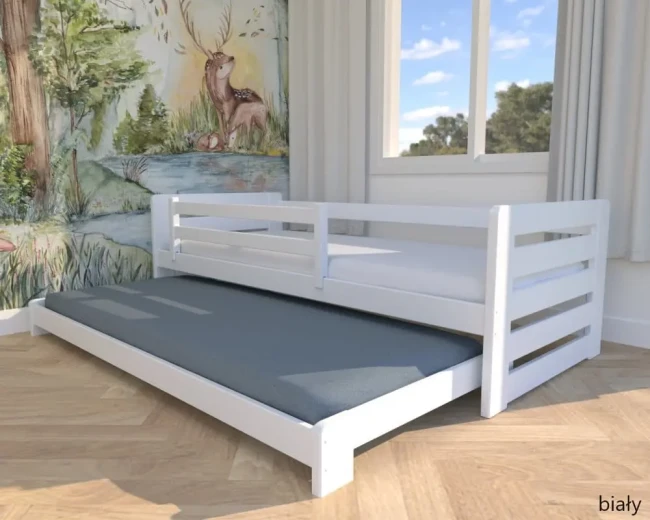 Białe Łóżko dla Rodzeństwa "Zuzia Low" - Drewniane Łóżko Wysuwane Podwójne Niskie Dla Najmłodszych, Łóżko ze Zdejmowaną Barierką - Valor Meble bardzo bezpieczne.