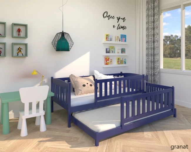 Nowoczesna aranżacja pokoju rodzeństwa z drewnianym łóżkiem podwójnym