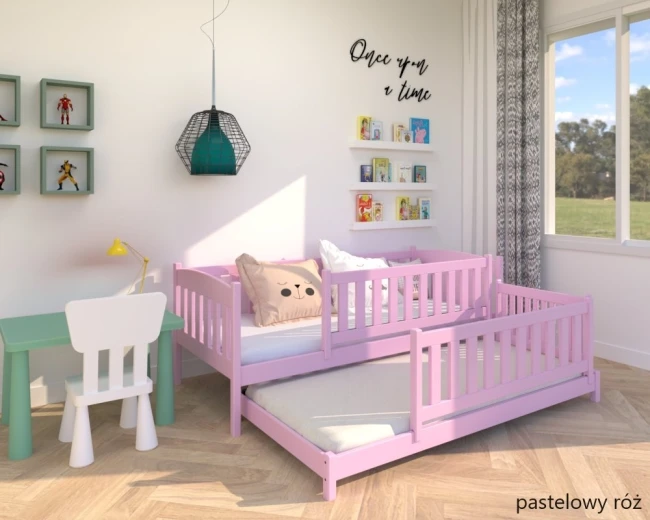 Przepiękne łóżko dla dwóch dziewczynek w kolorze pudrowego różu