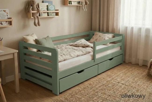 Wytrzymałe łóżko młodzieżowe z drewna sosnowego bez sęków
